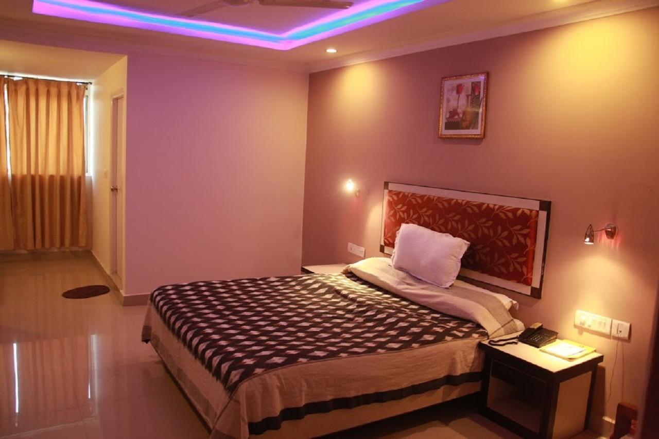 Hotel Parklane Hyderabad Eksteriør billede